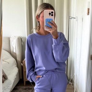Perfectly oversized crop crew